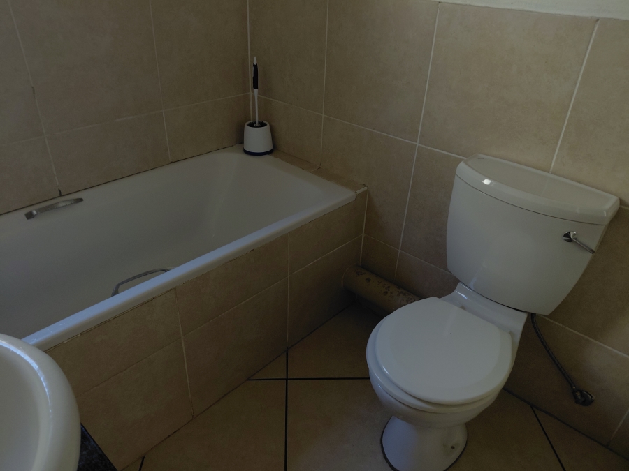 To Let 2 Bedroom Property for Rent in Ferndale Gauteng