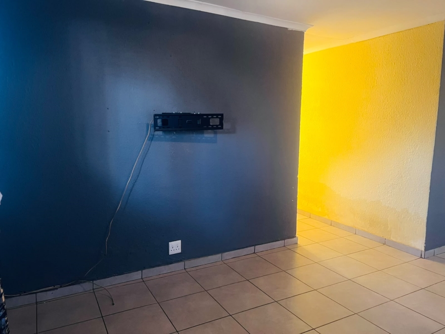 To Let 3 Bedroom Property for Rent in Ennerdale Gauteng