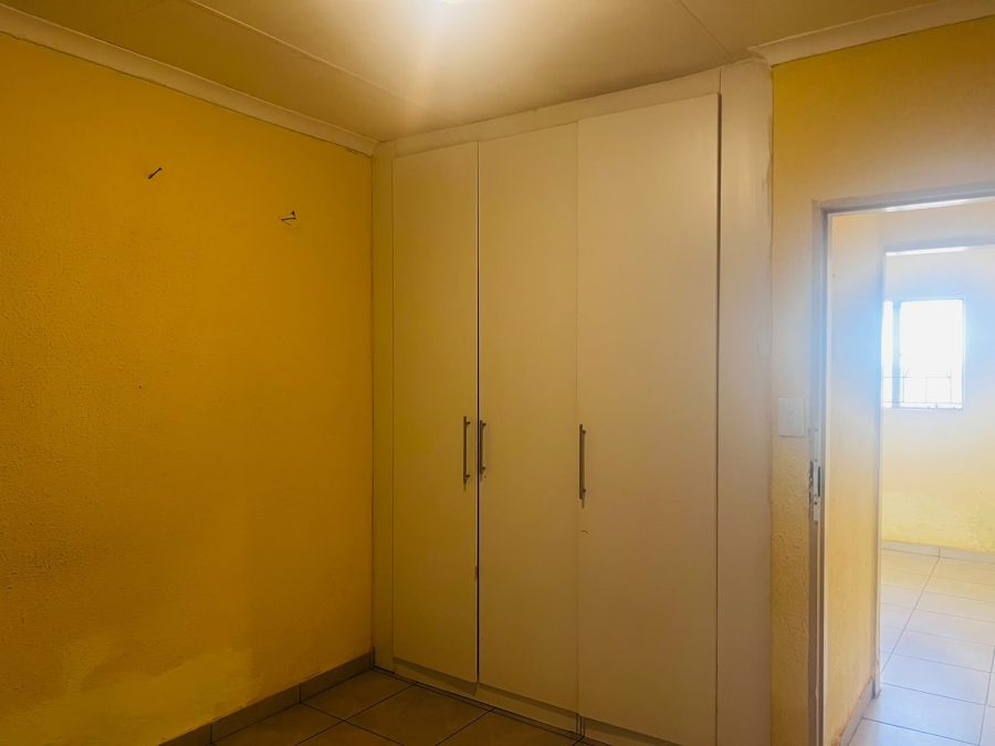 To Let 3 Bedroom Property for Rent in Ennerdale Gauteng