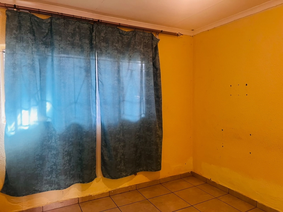 To Let 3 Bedroom Property for Rent in Ennerdale Gauteng