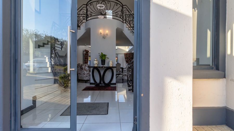 7 Bedroom Property for Sale in Midlands Estate Gauteng
