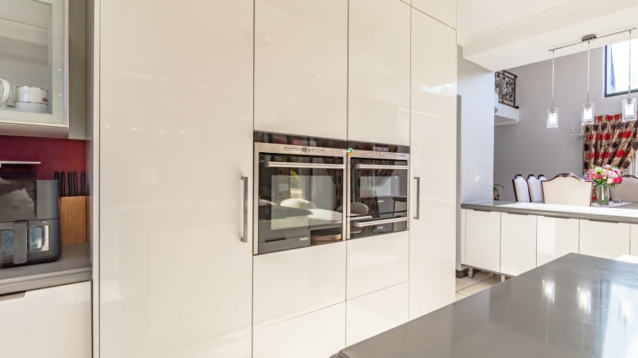 7 Bedroom Property for Sale in Midlands Estate Gauteng
