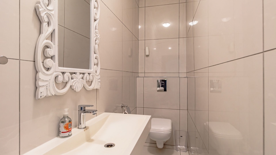 7 Bedroom Property for Sale in Midlands Estate Gauteng