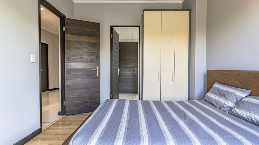 7 Bedroom Property for Sale in Midlands Estate Gauteng