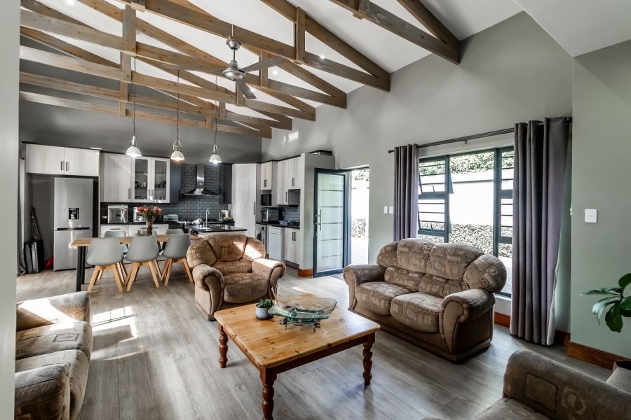 2 Bedroom Property for Sale in Zambezi Country Estate Gauteng