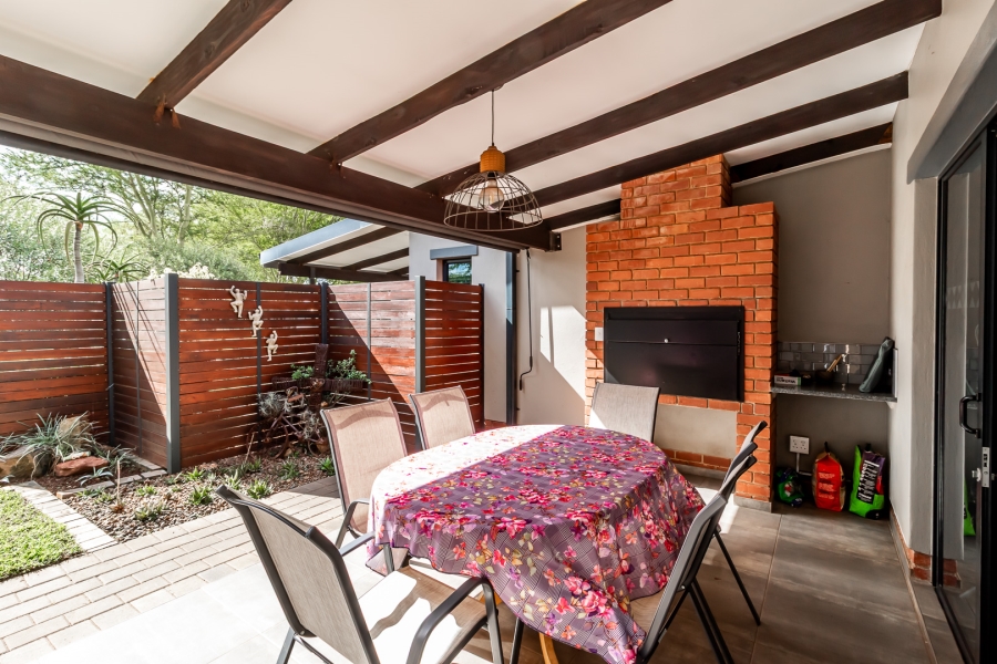 2 Bedroom Property for Sale in Zambezi Country Estate Gauteng