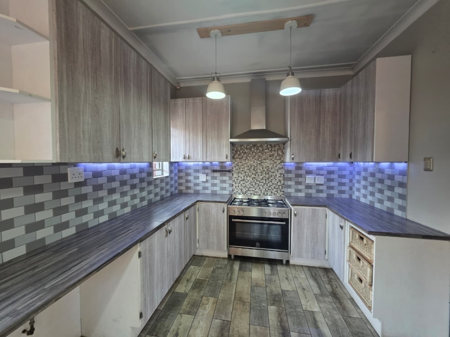To Let 3 Bedroom Property for Rent in Villieria Gauteng