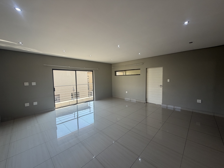 To Let 3 Bedroom Property for Rent in Raslouw Gardens Gauteng
