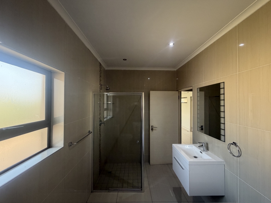 To Let 3 Bedroom Property for Rent in Raslouw Gardens Gauteng