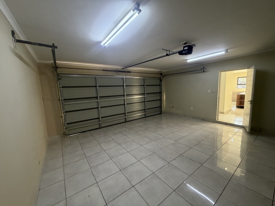 To Let 3 Bedroom Property for Rent in Raslouw Gardens Gauteng