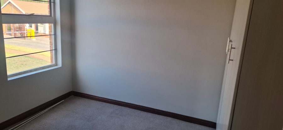 2 Bedroom Property for Sale in Brentwood Park Gauteng