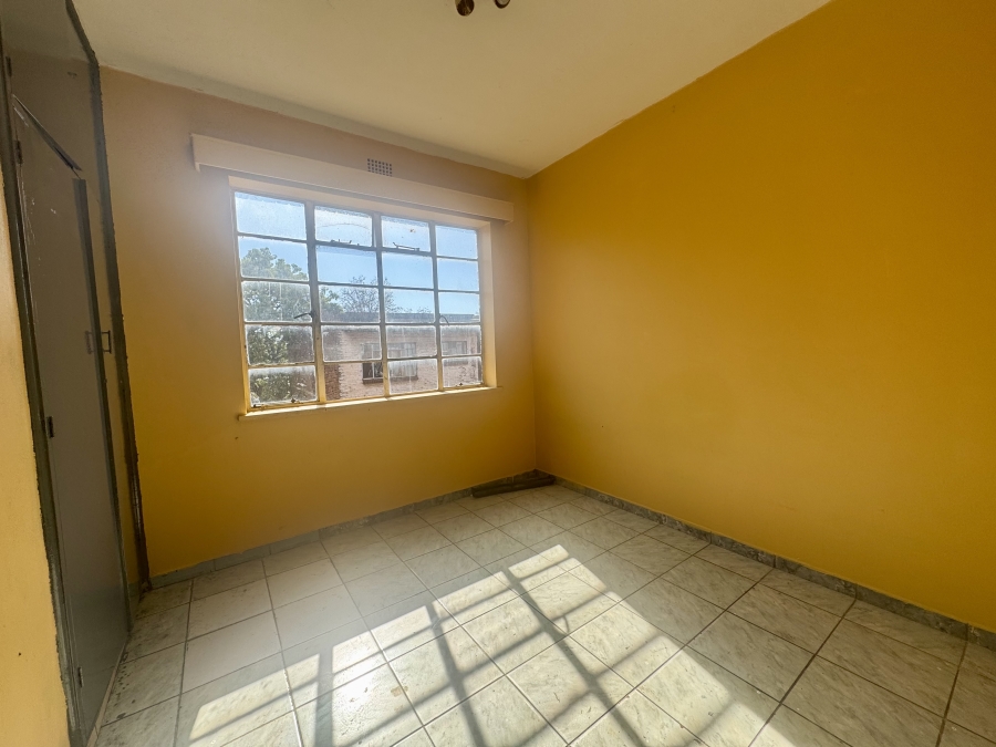 16 Bedroom Property for Sale in Bellevue East Gauteng