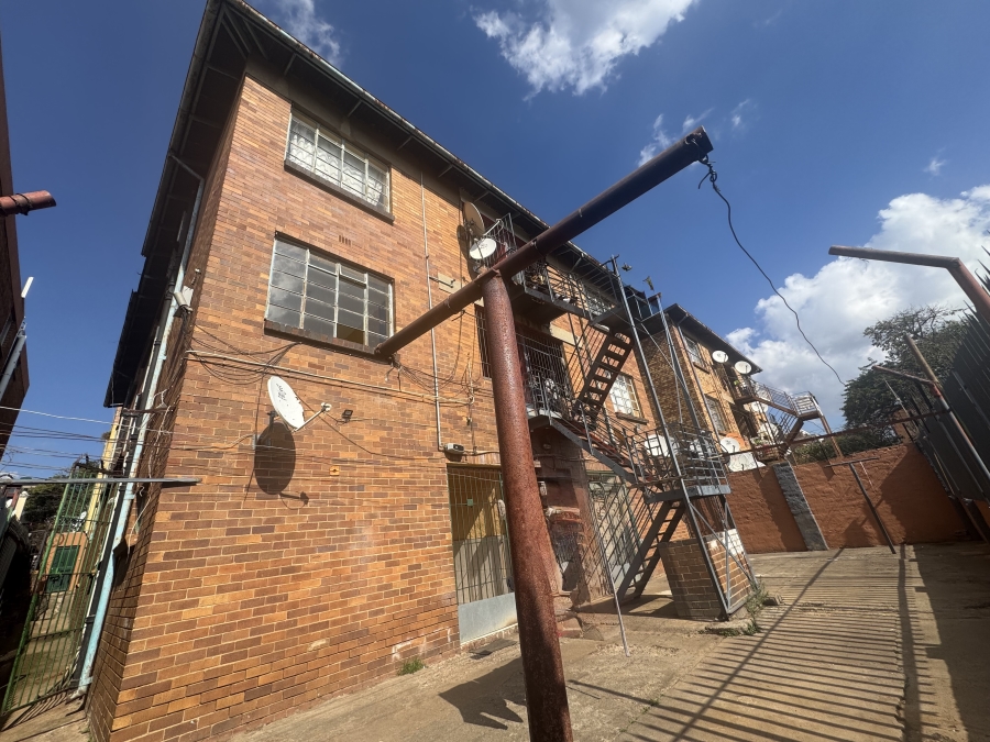 16 Bedroom Property for Sale in Bellevue East Gauteng