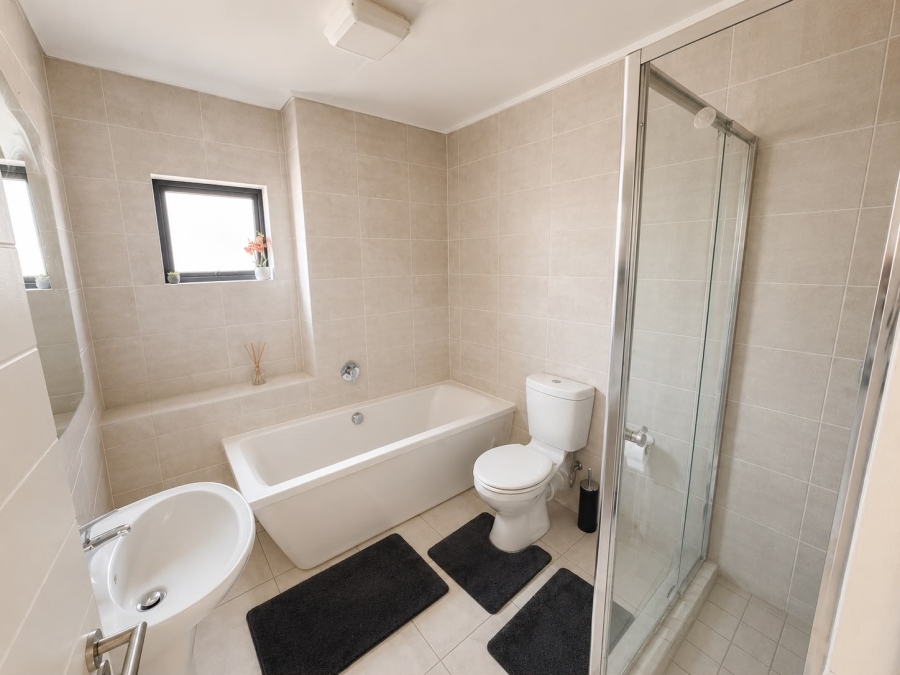 1 Bedroom Property for Sale in Linbro Park Gauteng