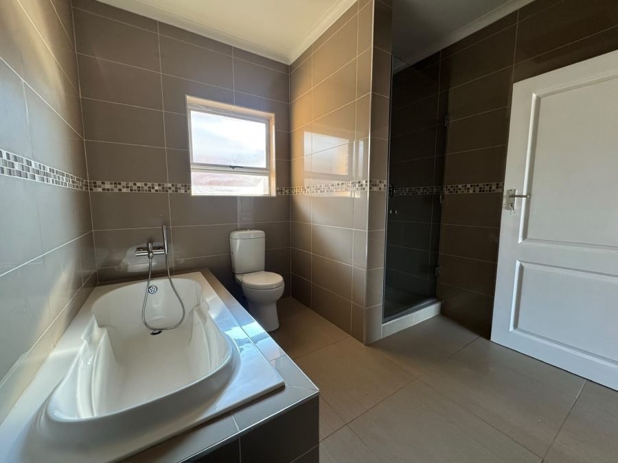 3 Bedroom Property for Sale in Wychwood Gauteng