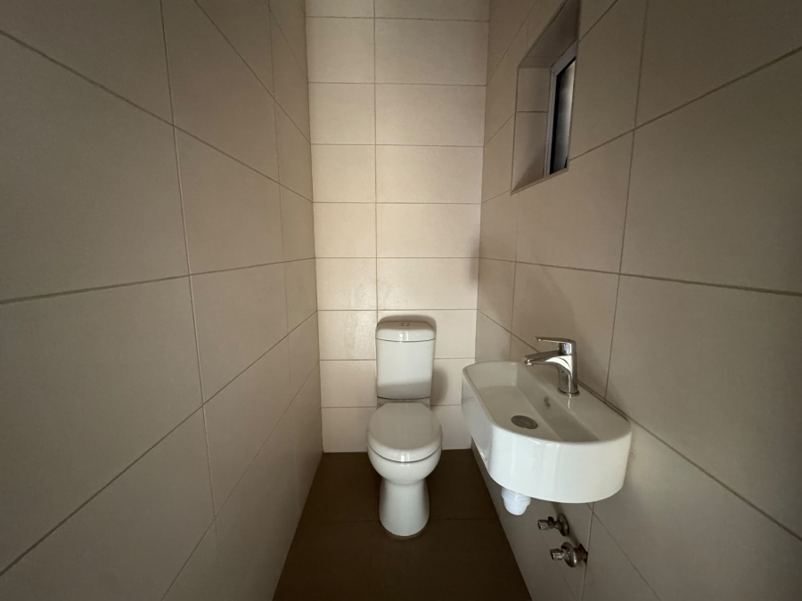 3 Bedroom Property for Sale in Wychwood Gauteng