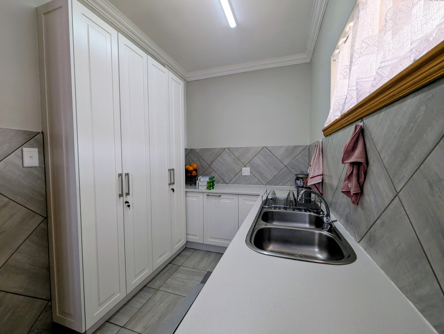 4 Bedroom Property for Sale in Henley on Klip Gauteng