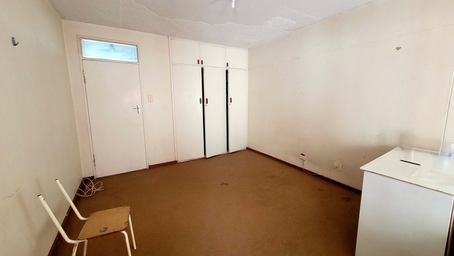 2 Bedroom Property for Sale in Sunnyside Gauteng