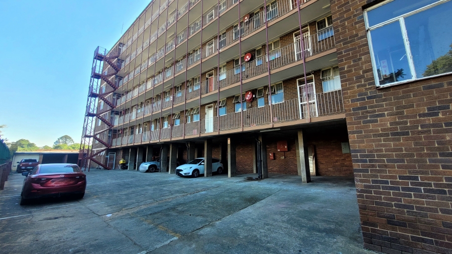 2 Bedroom Property for Sale in Sunnyside Gauteng