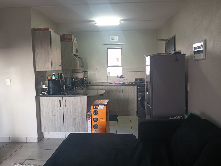 2 Bedroom Property for Sale in Heuweloord Gauteng