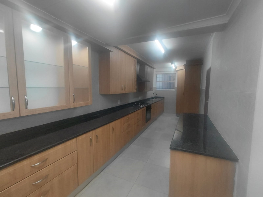 To Let 3 Bedroom Property for Rent in Florauna Gauteng