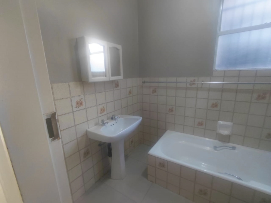 To Let 3 Bedroom Property for Rent in Florauna Gauteng