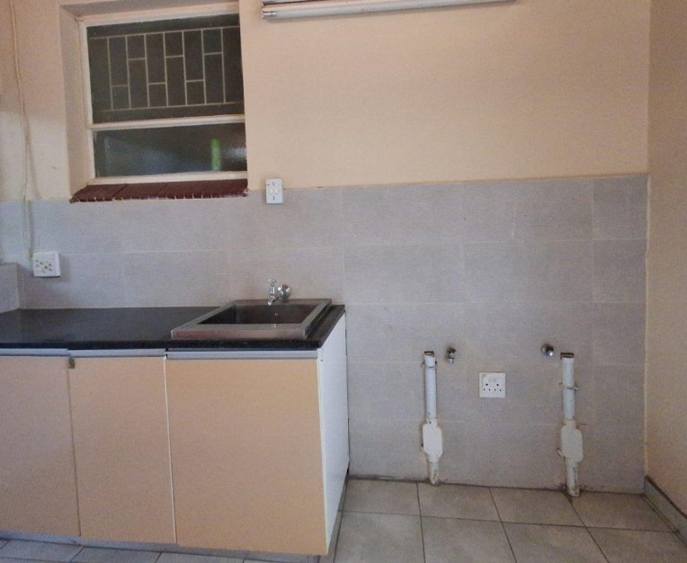 To Let 3 Bedroom Property for Rent in Florauna Gauteng
