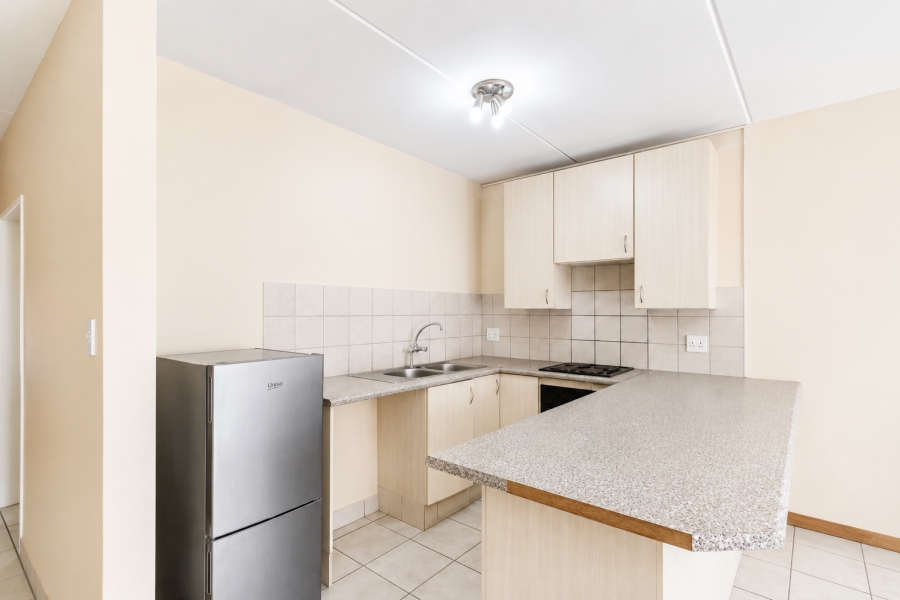 1 Bedroom Property for Sale in Grand Central Gauteng