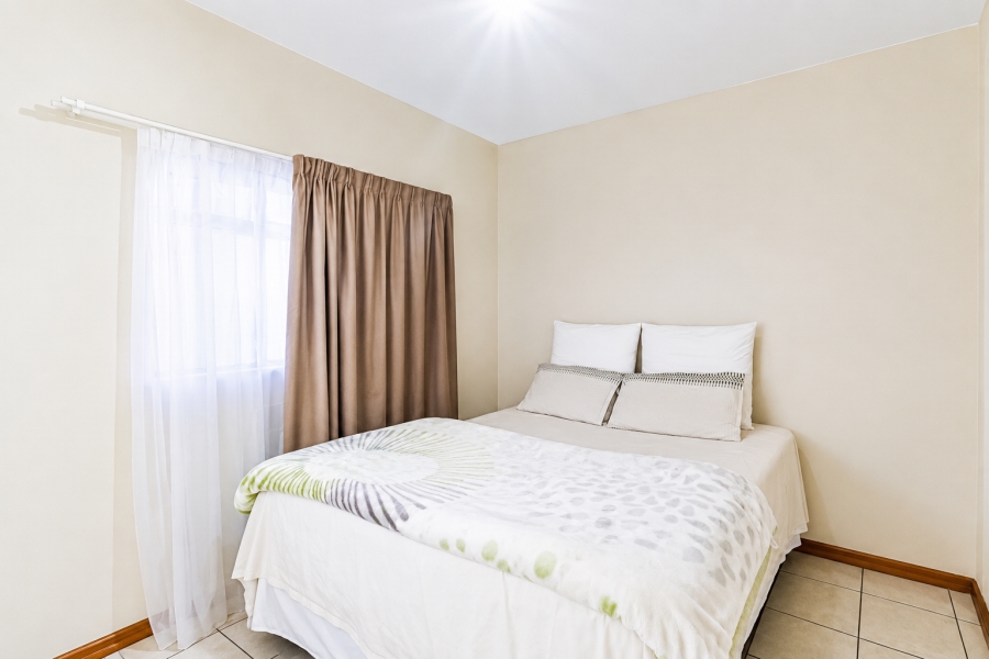 1 Bedroom Property for Sale in Grand Central Gauteng