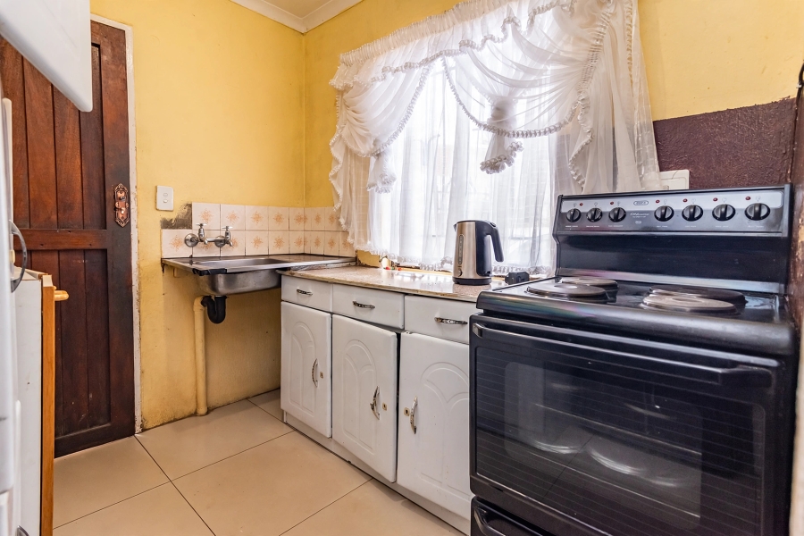 2 Bedroom Property for Sale in Kagiso Gauteng