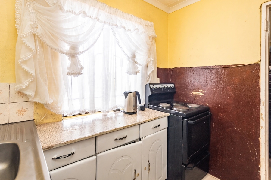 2 Bedroom Property for Sale in Kagiso Gauteng