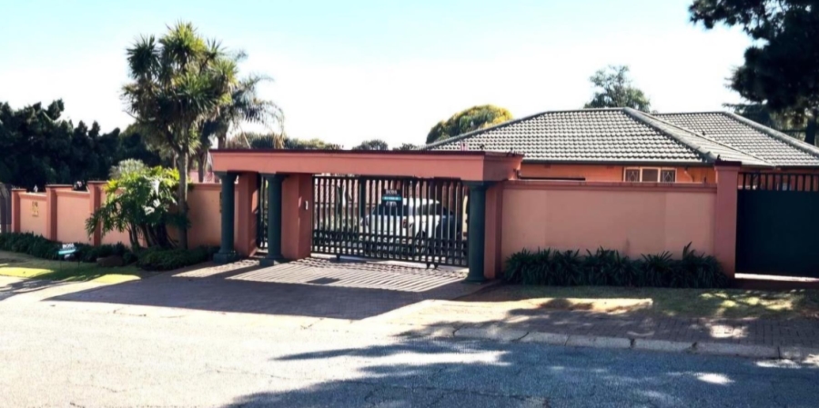 4 Bedroom Property for Sale in Glenvista Gauteng