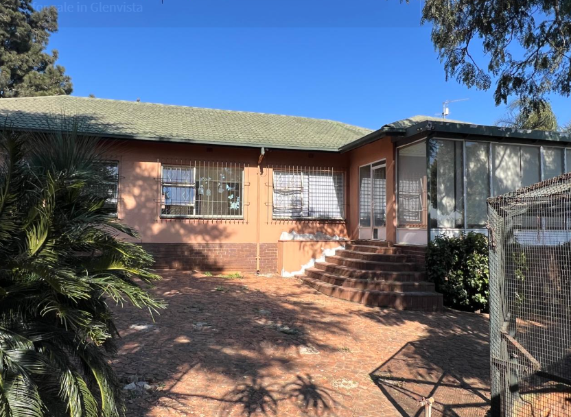 4 Bedroom Property for Sale in Glenvista Gauteng
