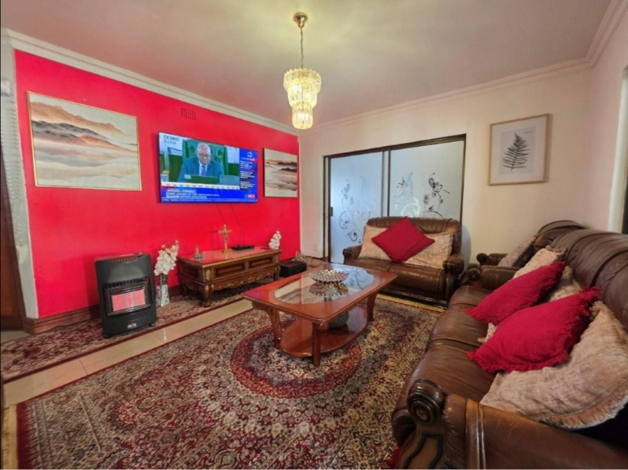 4 Bedroom Property for Sale in Brackendowns Gauteng