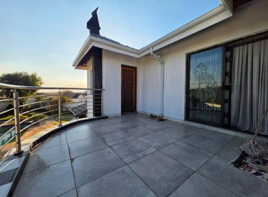4 Bedroom Property for Sale in Brackendowns Gauteng