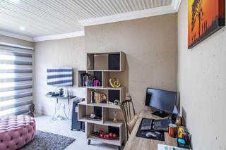 4 Bedroom Property for Sale in Liefde en Vrede Gauteng