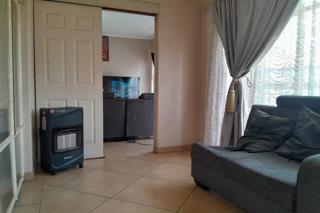 3 Bedroom Property for Sale in Brackendowns Gauteng