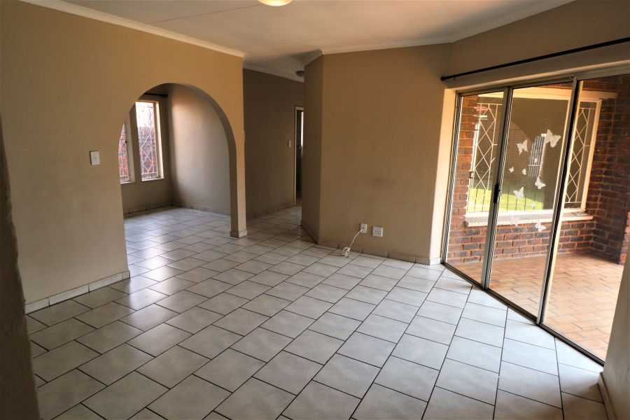 To Let 3 Bedroom Property for Rent in Birchleigh Gauteng