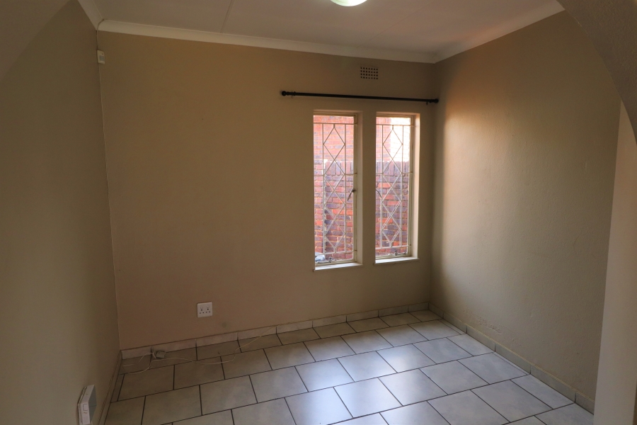 To Let 3 Bedroom Property for Rent in Birchleigh Gauteng
