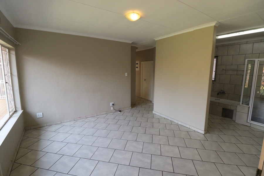 To Let 3 Bedroom Property for Rent in Birchleigh Gauteng
