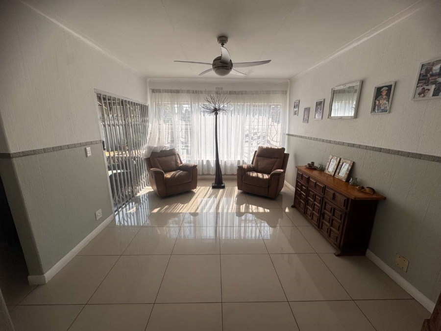 4 Bedroom Property for Sale in Verwoerdpark Gauteng