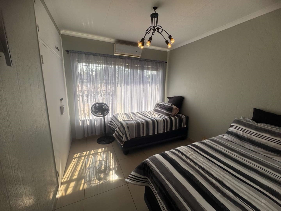 4 Bedroom Property for Sale in Verwoerdpark Gauteng