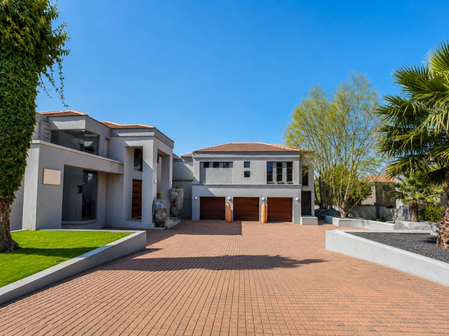 5 Bedroom Property for Sale in Three Rivers Proper Gauteng