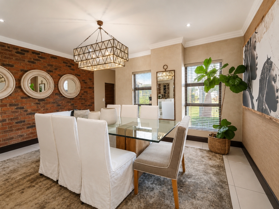 5 Bedroom Property for Sale in Three Rivers Proper Gauteng