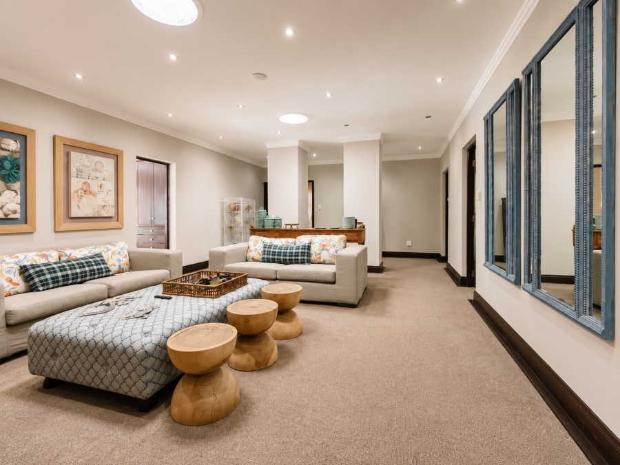 5 Bedroom Property for Sale in Three Rivers Proper Gauteng