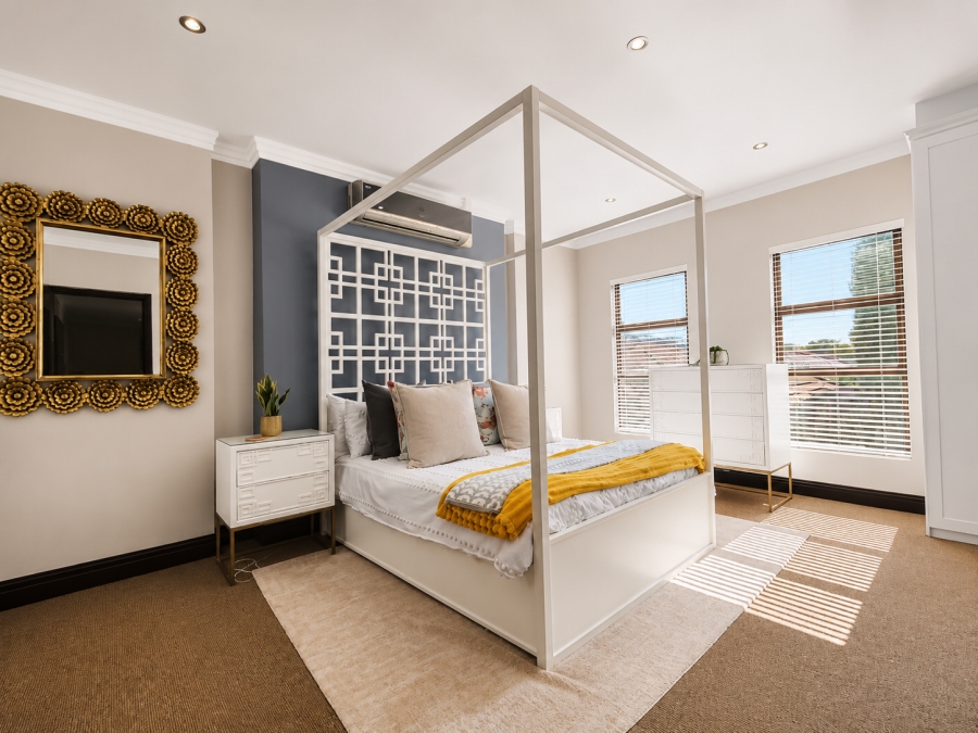 5 Bedroom Property for Sale in Three Rivers Proper Gauteng
