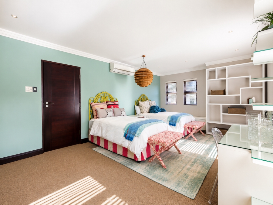 5 Bedroom Property for Sale in Three Rivers Proper Gauteng