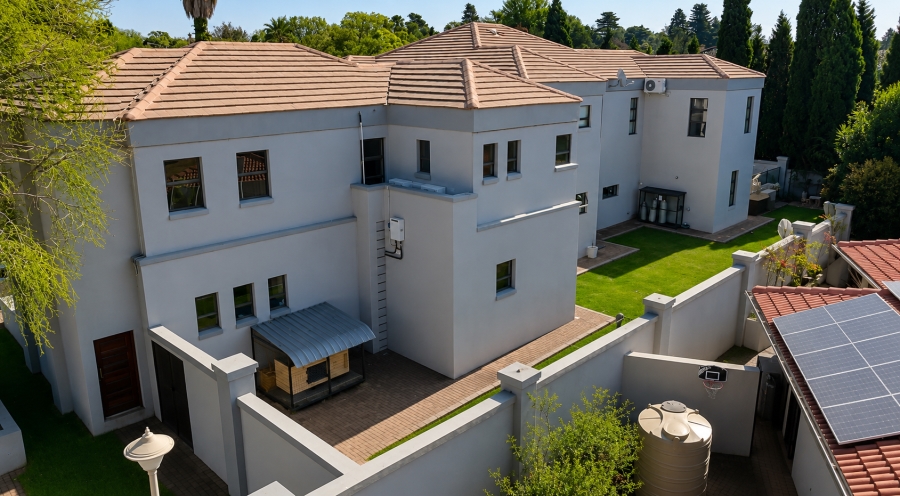 5 Bedroom Property for Sale in Three Rivers Proper Gauteng