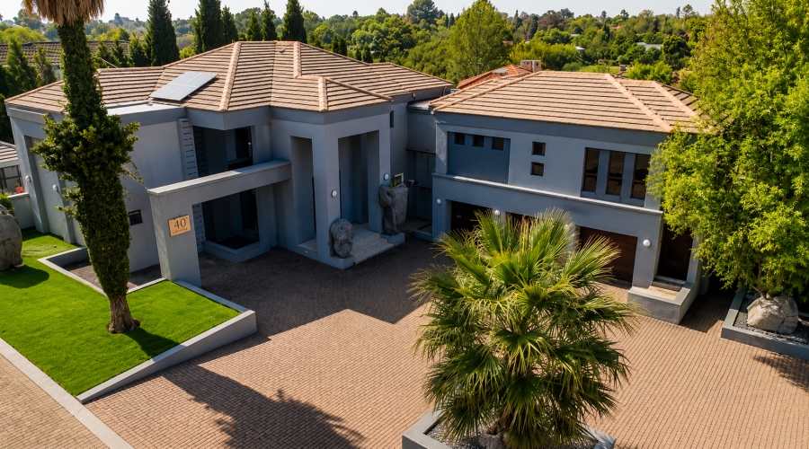 5 Bedroom Property for Sale in Three Rivers Proper Gauteng