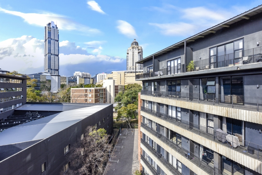 1 Bedroom Property for Sale in Sandton Central Gauteng
